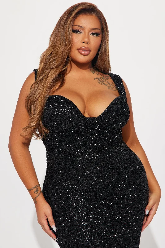 Alora Sequin Maxi Dress - Black